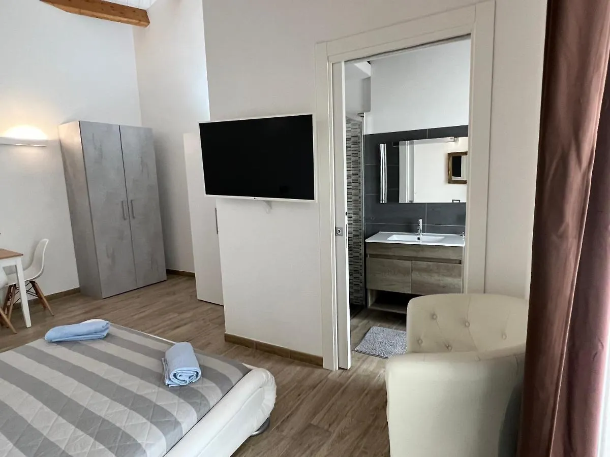 L'Angelo Bianco Apartment Pula 0*,  Italy